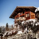 펜션 Family Retreat 마리아알름암스타이너르넨미어