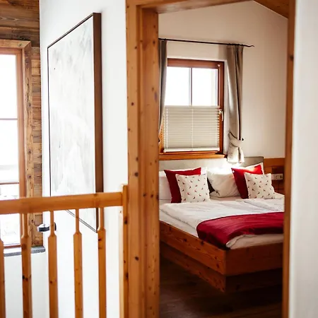 Family Retreat マリア・アルム・アム・シュタイナーネン・メアー