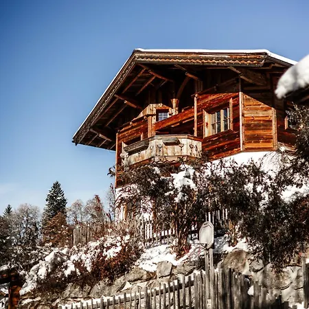 別荘 Family Retreat マリア・アルム・アム・シュタイナーネン・メアー