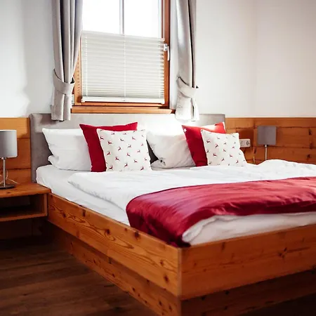 別荘 Family Retreat マリア・アルム・アム・シュタイナーネン・メアー